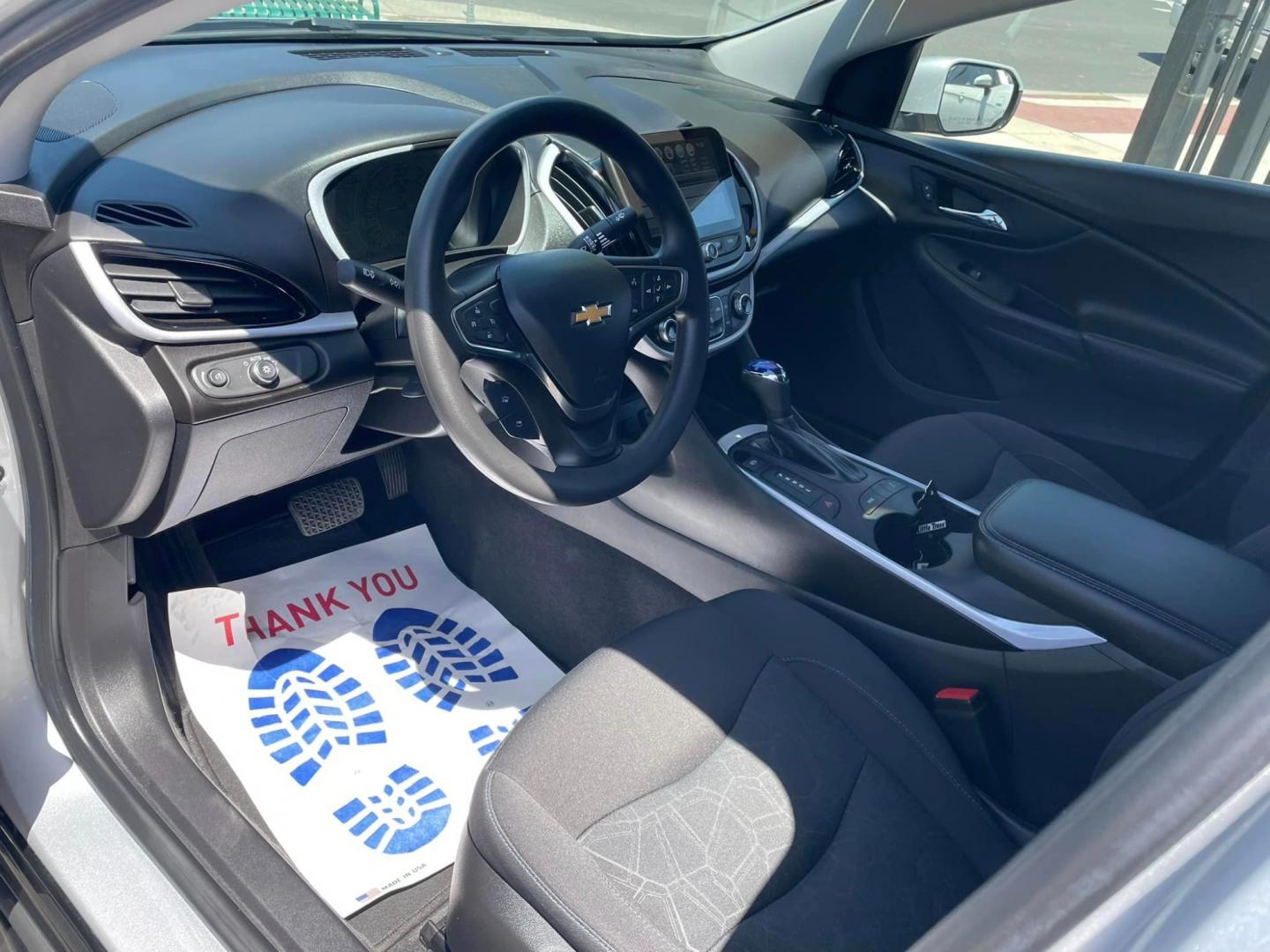 2018 SILVER /BLACK Chevrolet Volt LT (1G1RC6S57JU) with an 1.5L L4 DOHC 16V engine, CVT transmission, located at 744 E Miner Ave, Stockton, CA, 95202, (209) 944-5770, 37.956863, -121.282082 - Photo#8